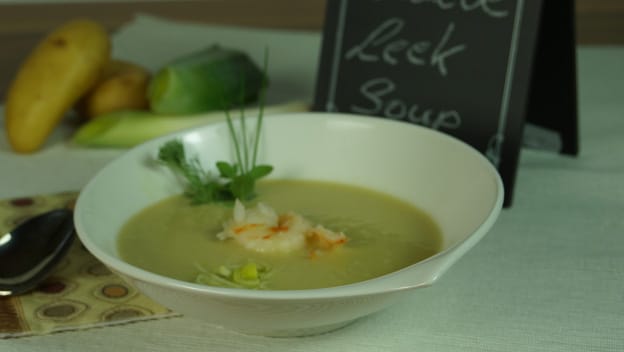Leek and potato soup with prawns | Philips Chef Recipes